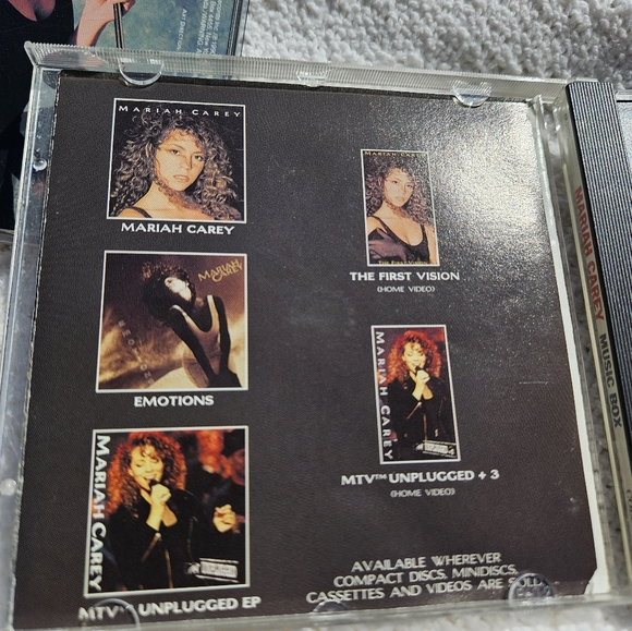 Mariah Carey Self-Titled Debut Album & Music Box CD Lot of 2 - Picture 14 of 15